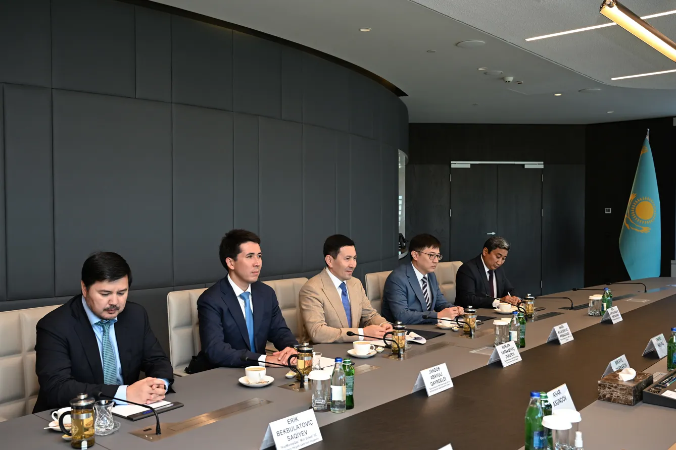 Meeting held with the head of Kazakhstan’s “Samruk-Kazyna” National Welfare Fund